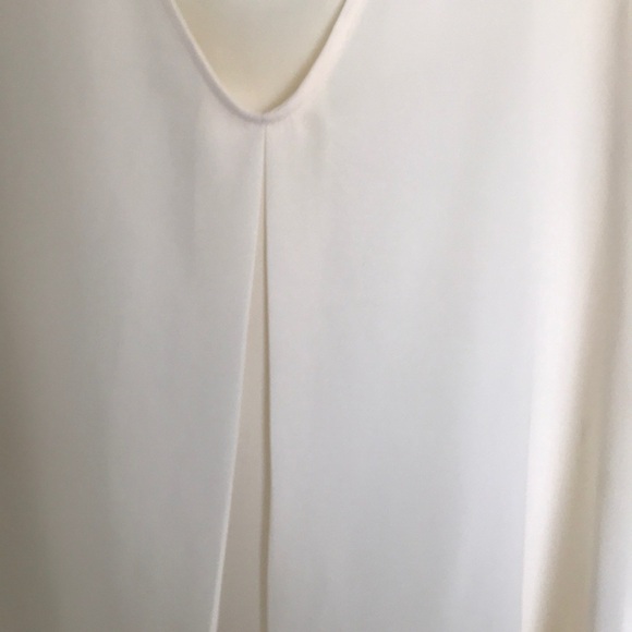 Small pullover long sleeve blouse - Picture 2 of 4